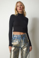 Kadın Siyah Dik Yaka Fitilli Kaşkorse Crop Bluz ub00165 Kadın Siyah Dik Yaka Fitilli Kaşkorse Crop Bluz ub00165