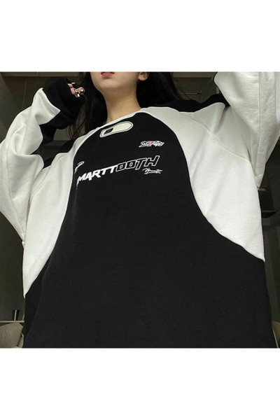 Y2K Streetwear Smarttooth Baskılı Siyah Unisex Oversize Bisiklet Yaka Sweatshirt Y2K Streetwear Smarttooth Baskılı Siyah Unisex Oversize Bisiklet Yaka Sweatshirt