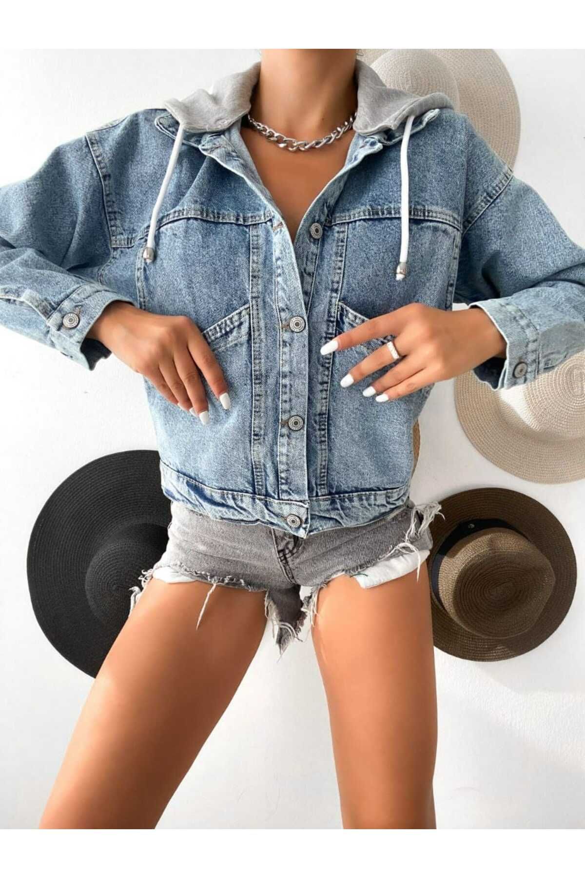 Trend Kapşonlo Crop Kot Ceket Trend Kapşonlo Crop Kot Ceket