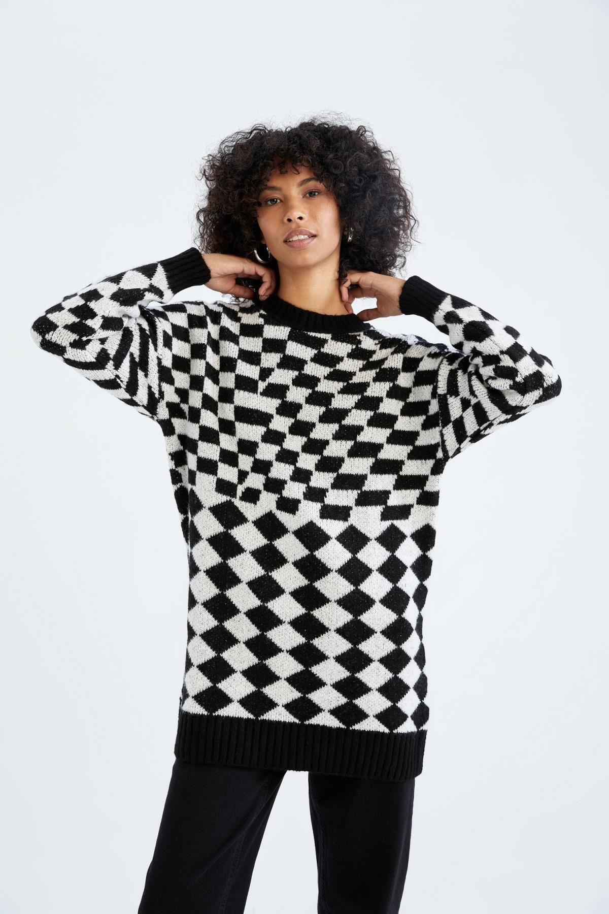 Regular Fit Bisiklet Yaka Desenli Tunik Regular Fit Bisiklet Yaka Desenli Tunik