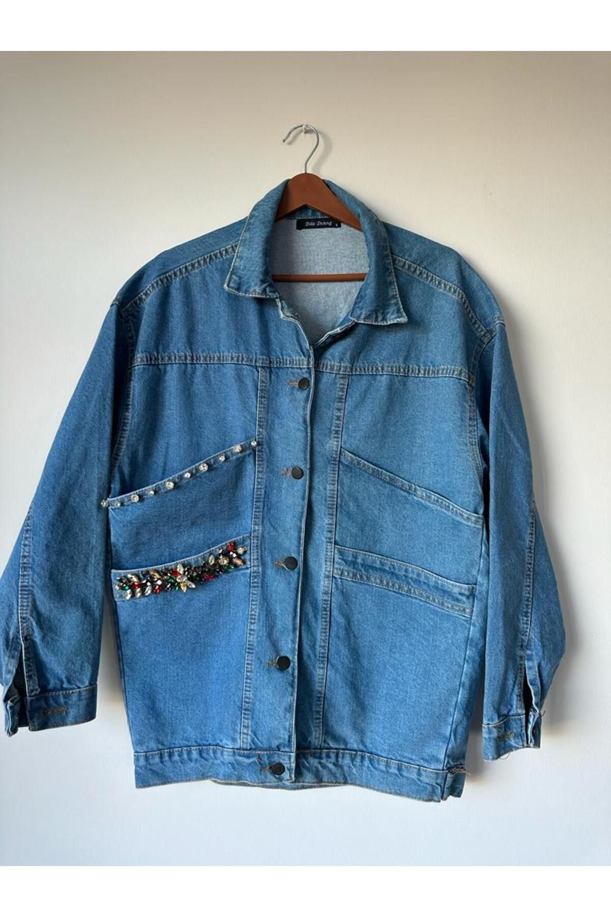 Tasarım, El Emeği, Taş İşlemeli, Oversize Kot_Denim Ceket Tasarım, El Emeği, Taş İşlemeli, Oversize Kot_Denim Ceket