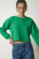 Kadın Yeşil Bisiklet Yaka Şardonlu Crop Örme Sweatshirt BF00085 Kadın Yeşil Bisiklet Yaka Şardonlu Crop Örme Sweatshirt BF00085